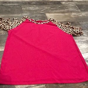 Haptics waffle knit top with leopard print cold shoulder.  Size large.